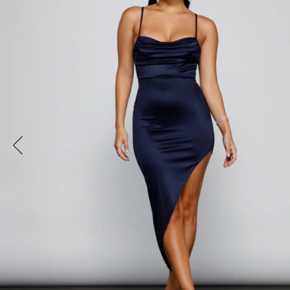 Windsor - REIGN THE NIGHT SATIN MIDI DRESS size small